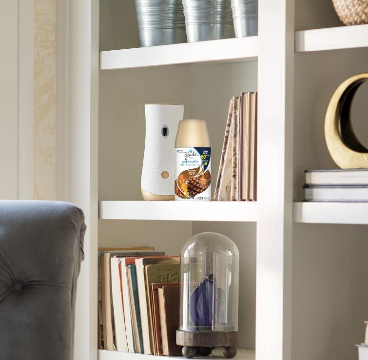 Glade Automatic Spray Refill - Cashmere Woods, 175g Glade Automatic Spray Refill - Cashmere Woods, 175g